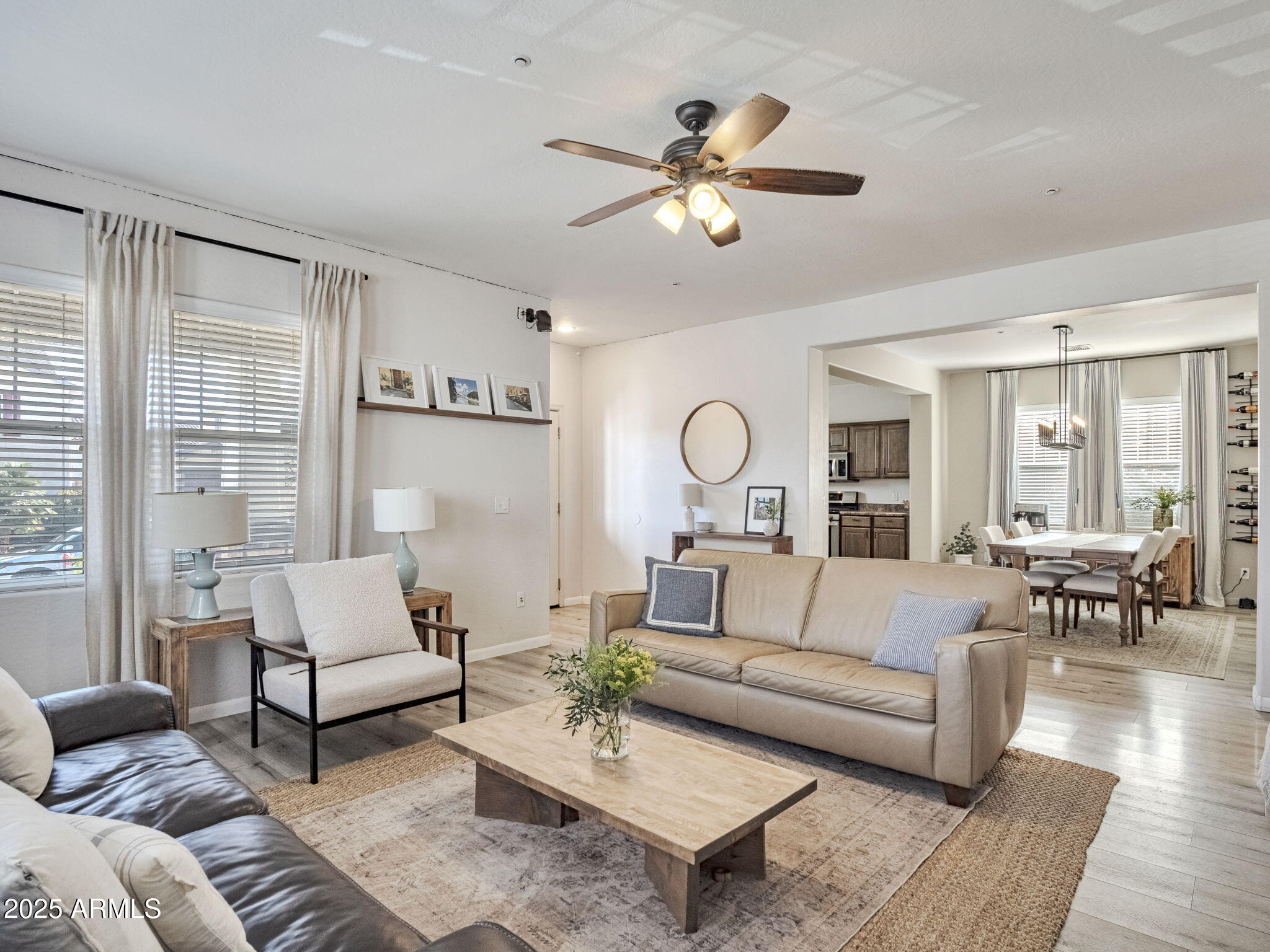 628 King Copper Road Clarkdale, AZ 86324 - Photo 4 of 25 Living Room_3