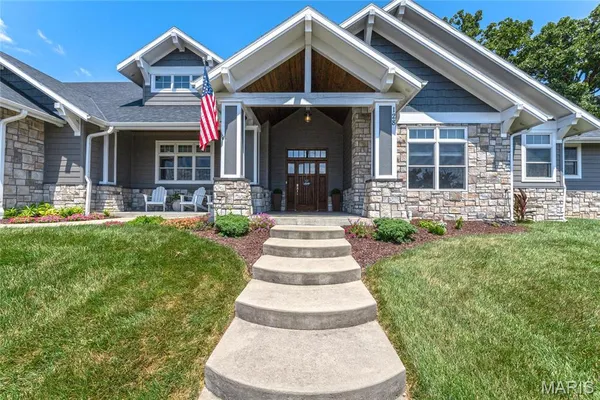 $754,000 | 128 Jared Street, Waynesville, MO 65583