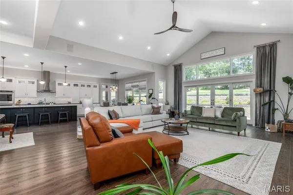 $754,000 | 128 Jared Street, Waynesville, MO 65583