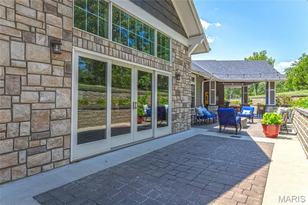 $754,000 | 128 Jared Street, Waynesville, MO 65583