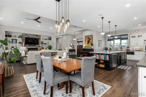 $754,000 | 128 Jared Street, Waynesville, MO 65583