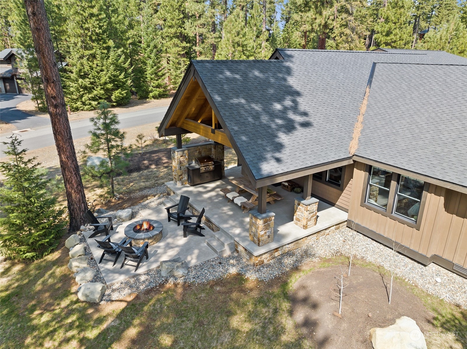 677 Larkspur Loop Cle Elum, WA 98922 - Photo 31 of 38 an aerial view of a house with swimming pool