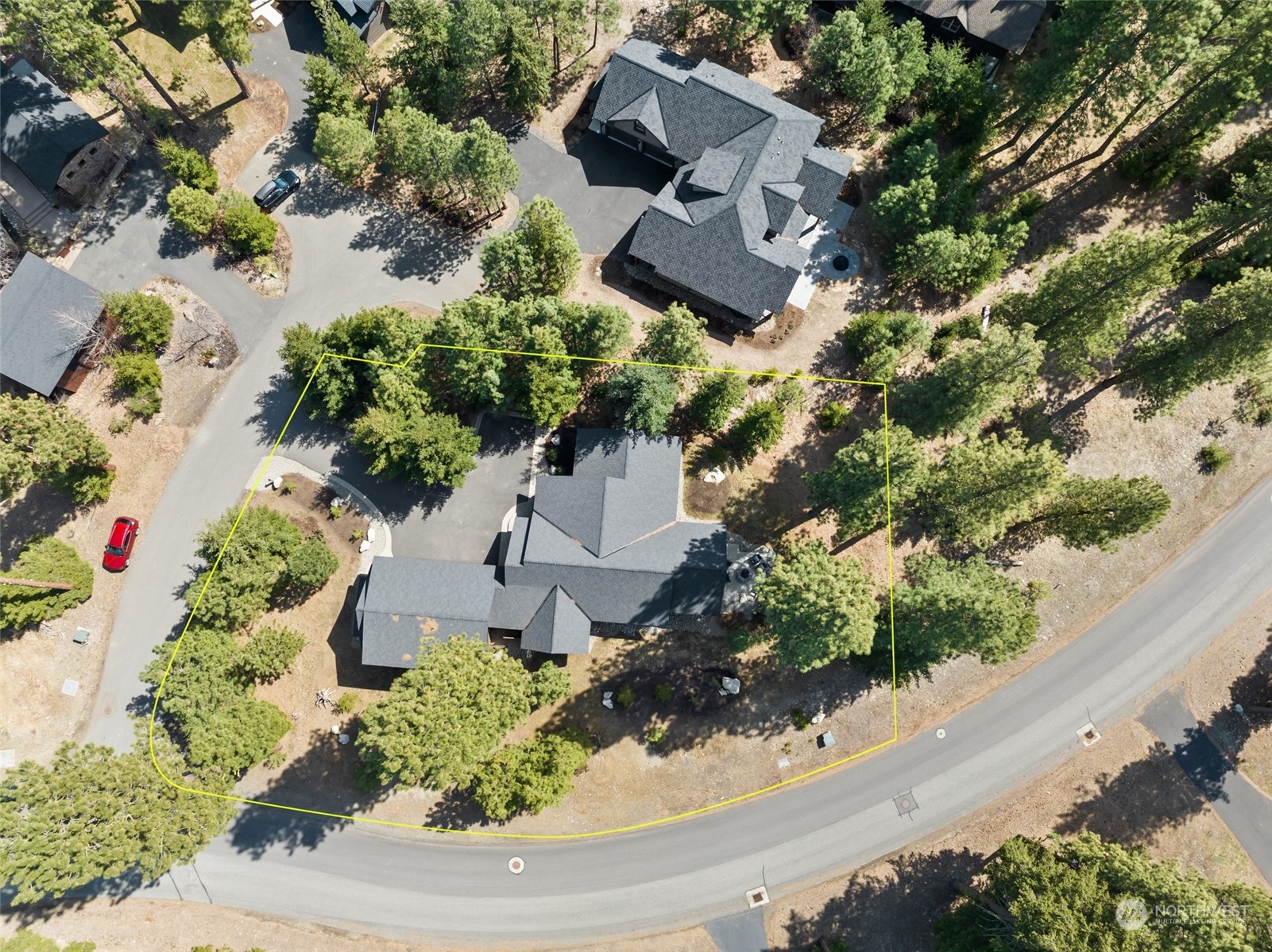 677 Larkspur Loop Cle Elum, WA 98922 - Photo 34 of 38 an aerial view of a house with a yard