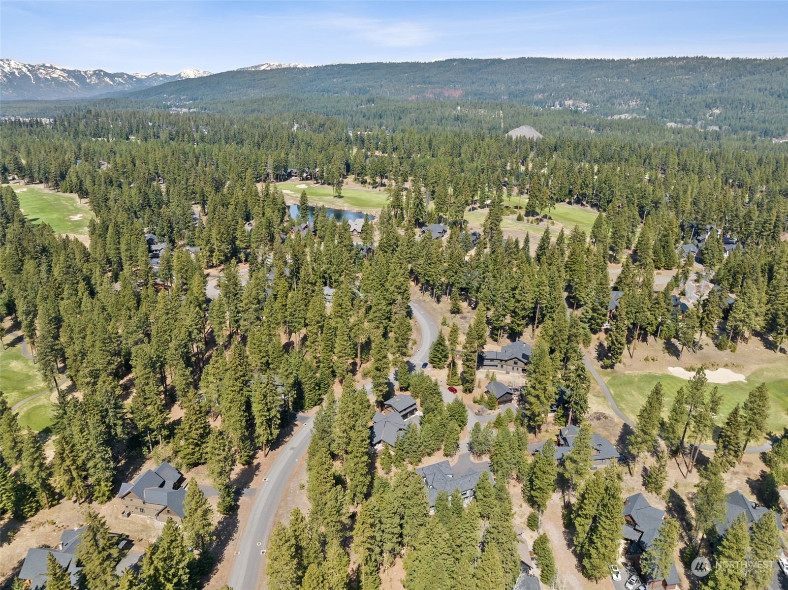 677 Larkspur Loop Cle Elum, WA 98922 - Photo 36 of 38 a view of city and mountain