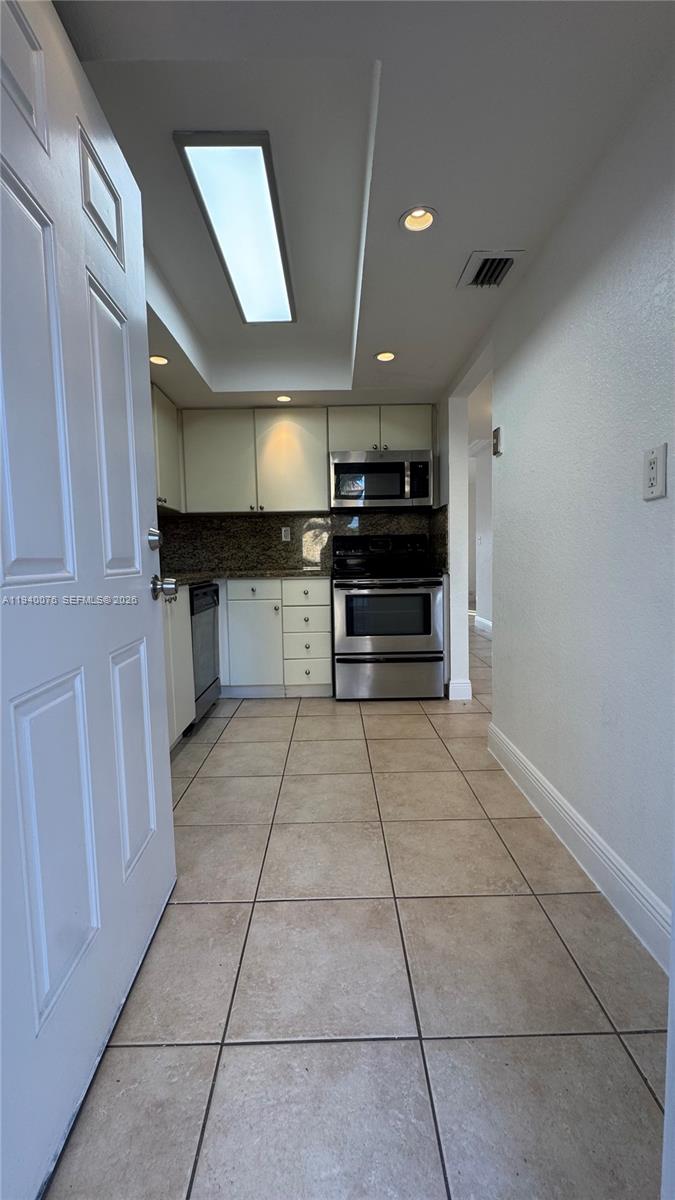 8650 Southwest 109th Avenue, Unit 3230 Miami, FL 33173 - Photo 6 of 39