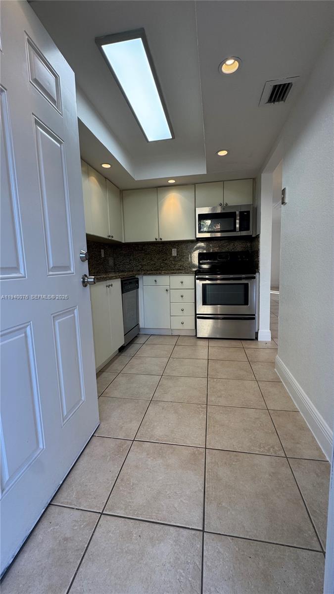 8650 Southwest 109th Avenue, Unit 3230 Miami, FL 33173 - Photo 7 of 39