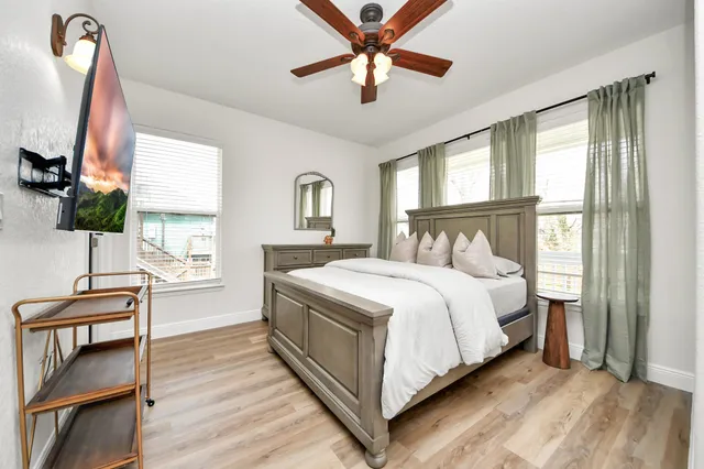 $6,500 | 710 Kipp Avenue, Kemah, TX 77565