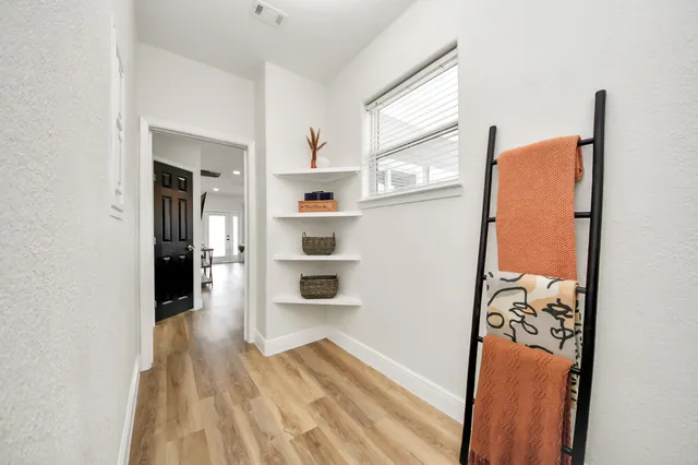 $6,500 | 710 Kipp Avenue, Kemah, TX 77565