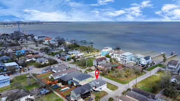 $6,500 | 710 Kipp Avenue, Kemah, TX 77565