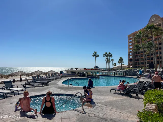 $375,000 | 904 East Sonoran Sea Beach