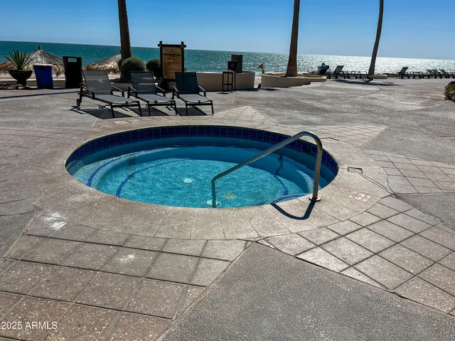 $375,000 | 904 East Sonoran Sea Beach