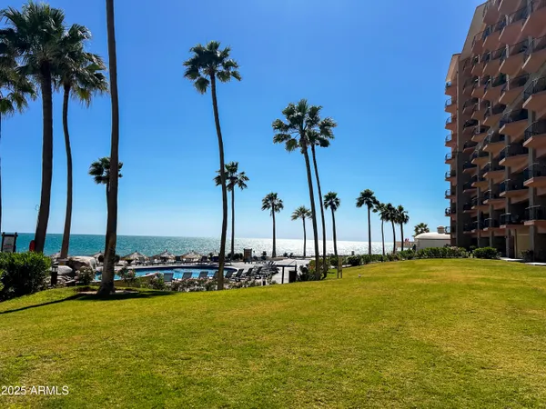 $345,000 | 904 East Sonoran Sea Beach