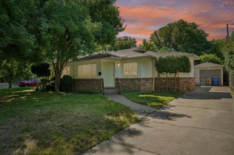 $699,000 | 430 Lovella Way, Sacramento, CA 95819