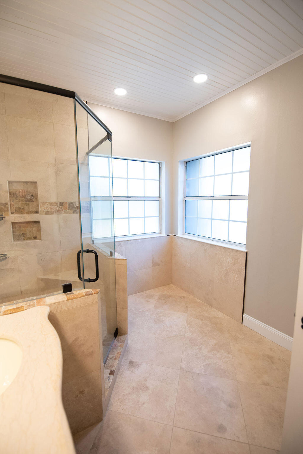 4565 Parkwood Court Niceville, FL 32578 - Photo 32 of 48 a view of a room with window and a kitchen