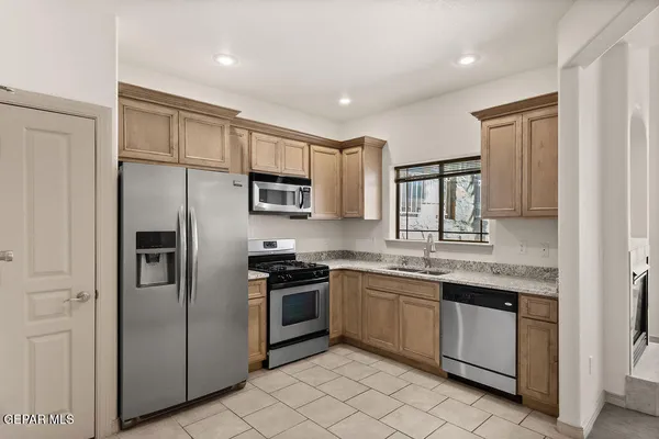 $289,000 | 5939 Bandolero Drive, Unit E, El Paso, TX 79912