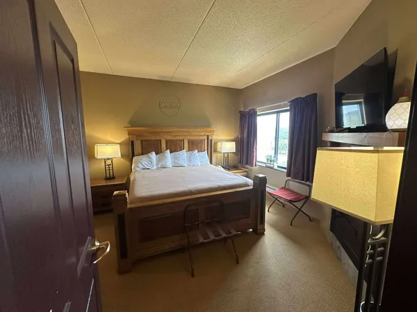 $200,000 | 2411 River, Unit 2644, Wisconsin Dells, WI 53965
