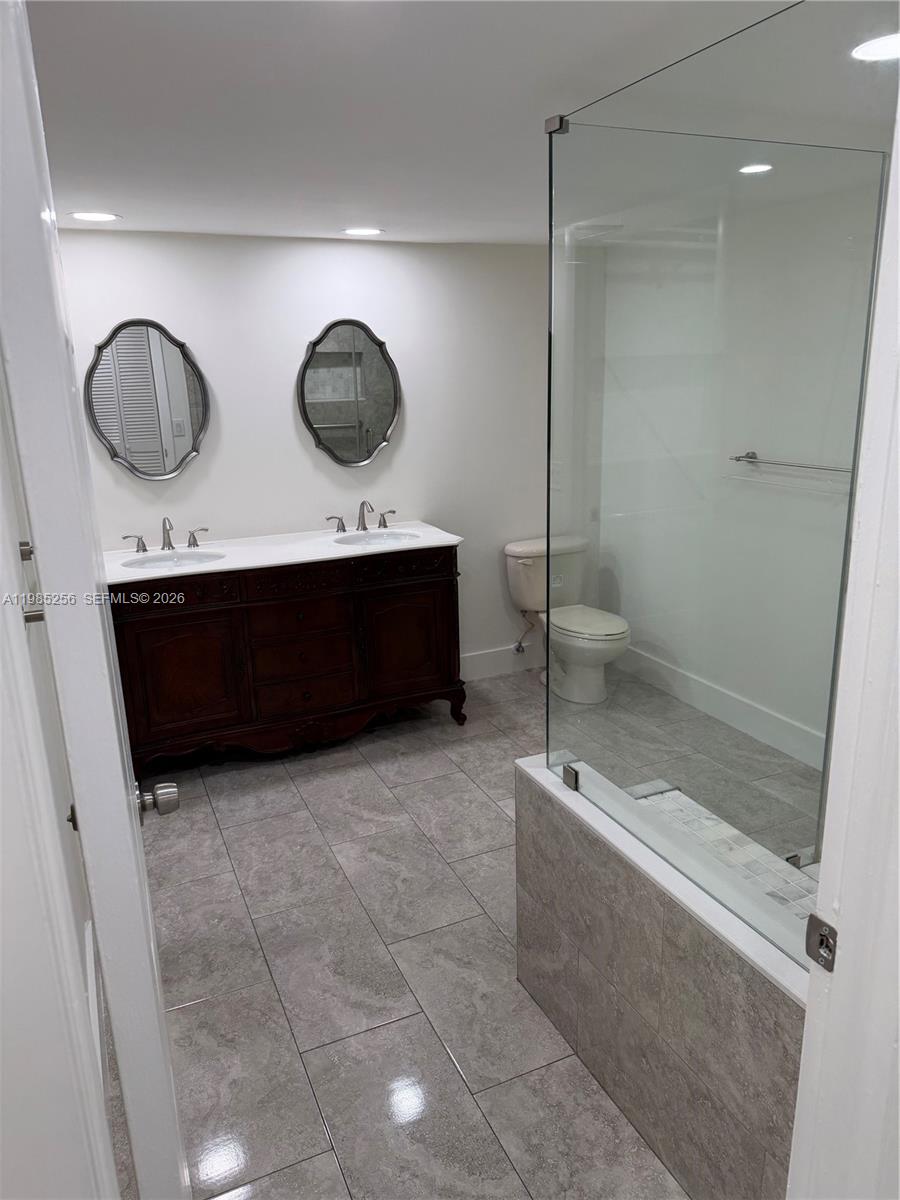 7009 Southwest 115th Place, Unit D30 Miami, FL 33173 - Photo 12 of 22