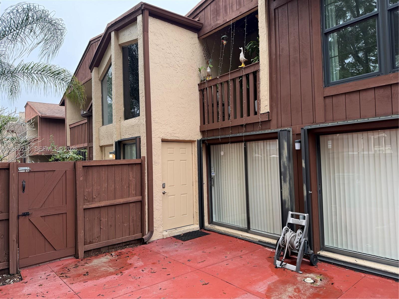 7009 Southwest 115th Place, Unit D30 Miami, FL 33173 - Photo 2 of 22