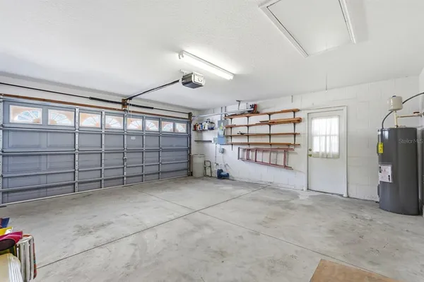 a view of a garage
