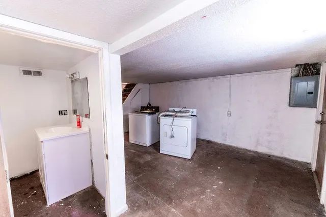 $155,000 | 4456 North Topping Avenue, Kansas City, MO 64117