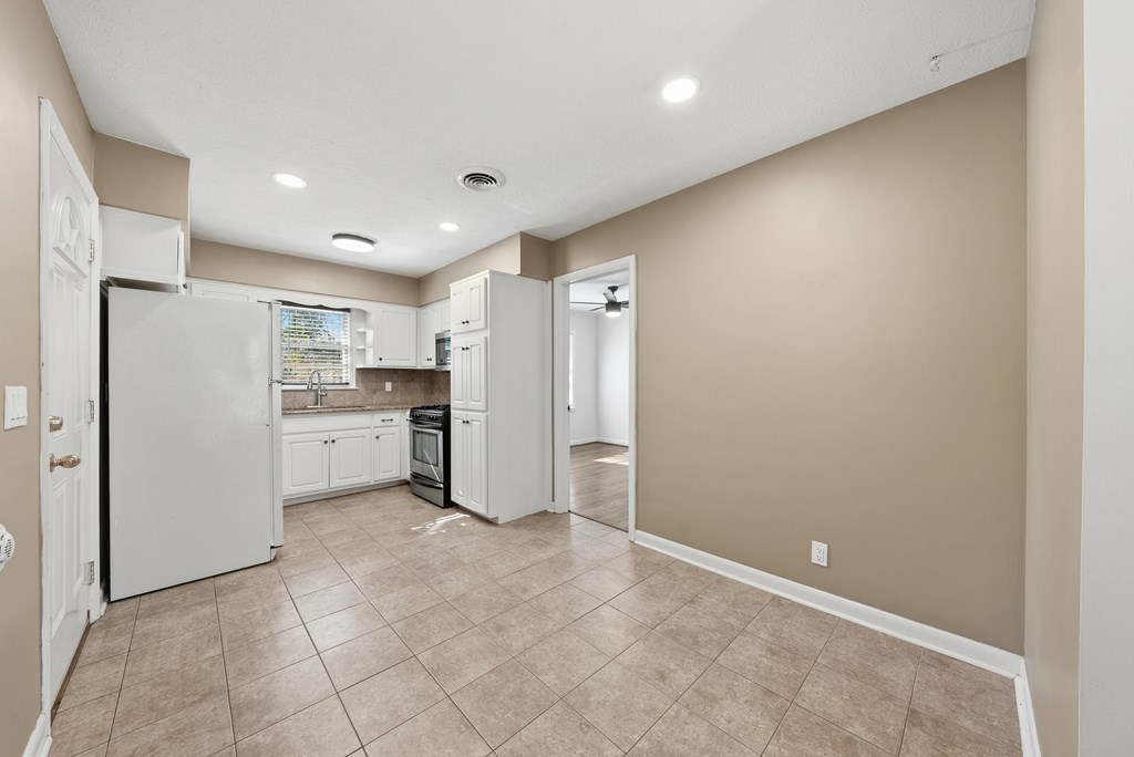 3646 Weems Road Columbus, GA 31909 - Photo 13 of 30