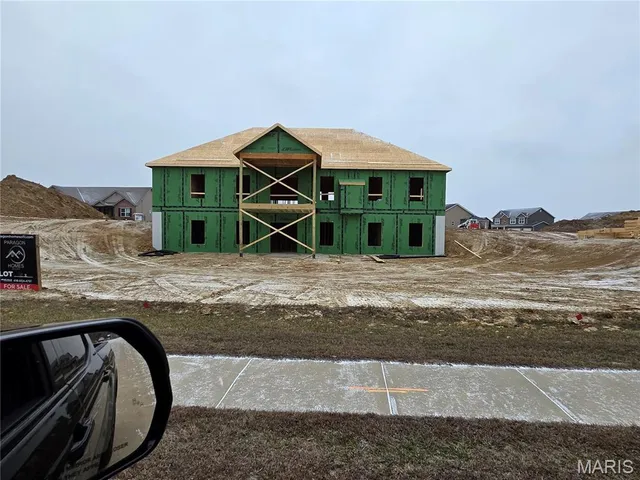 $635,000 | 433 Briarberry Drive, Shiloh, IL 62221