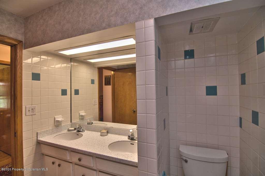 208 Mosswood Road Moscow, PA 18444 - Photo 36 of 65 Gallery Image 36