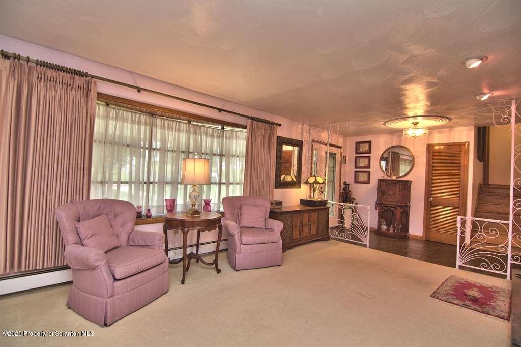 208 Mosswood Road Moscow, PA 18444 - Photo 8 of 65 Gallery Image 8