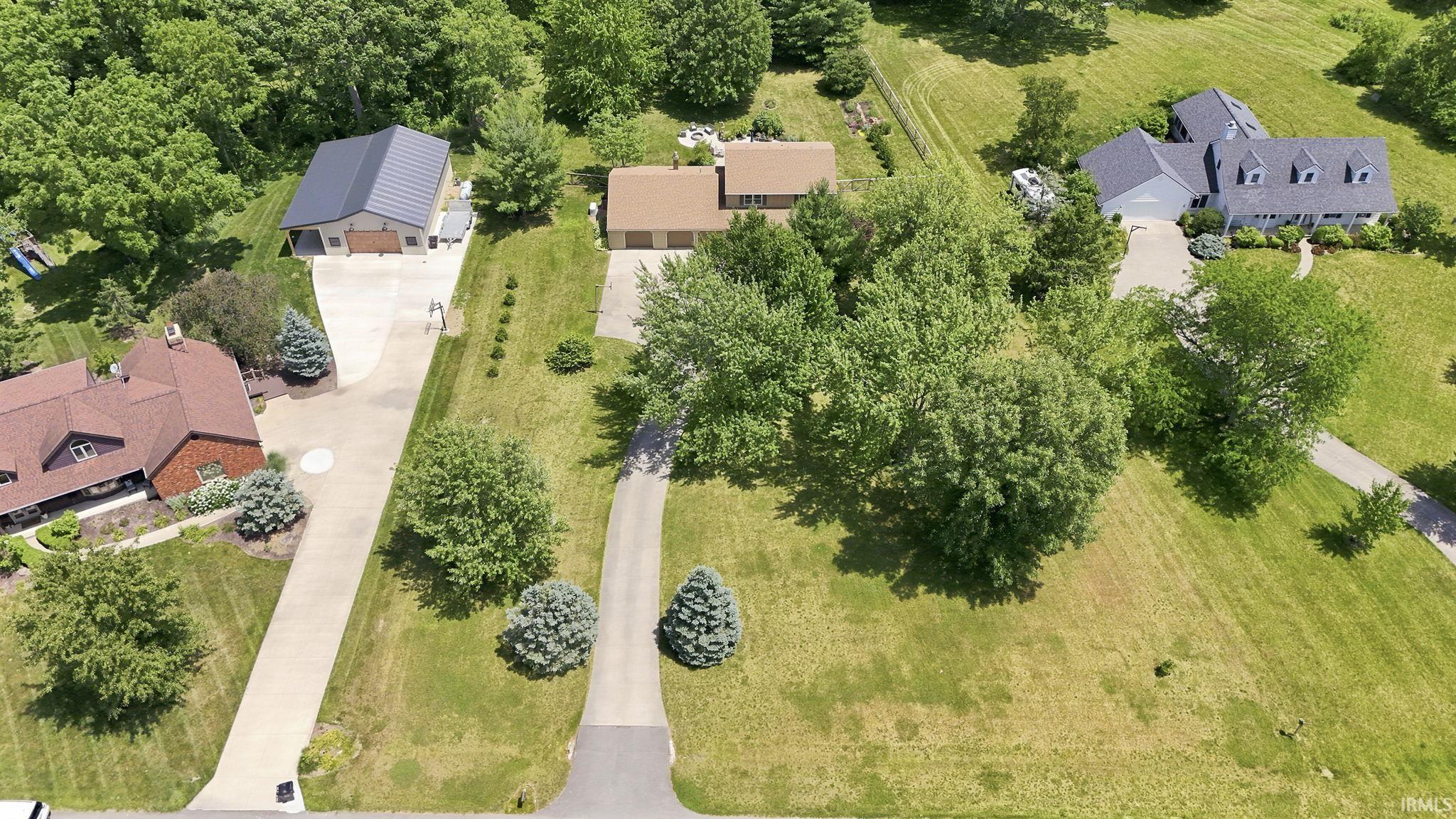7018 Kings Row Woodburn, IN 46797 - Photo 33 of 39