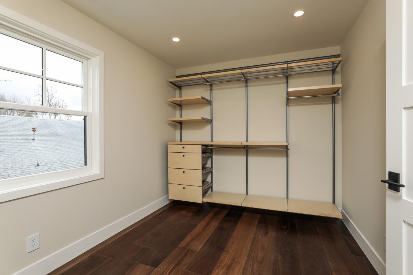 832 Crossway Road Burlingame, CA 94010 - Photo 34 of 50 Gallery Image 34
