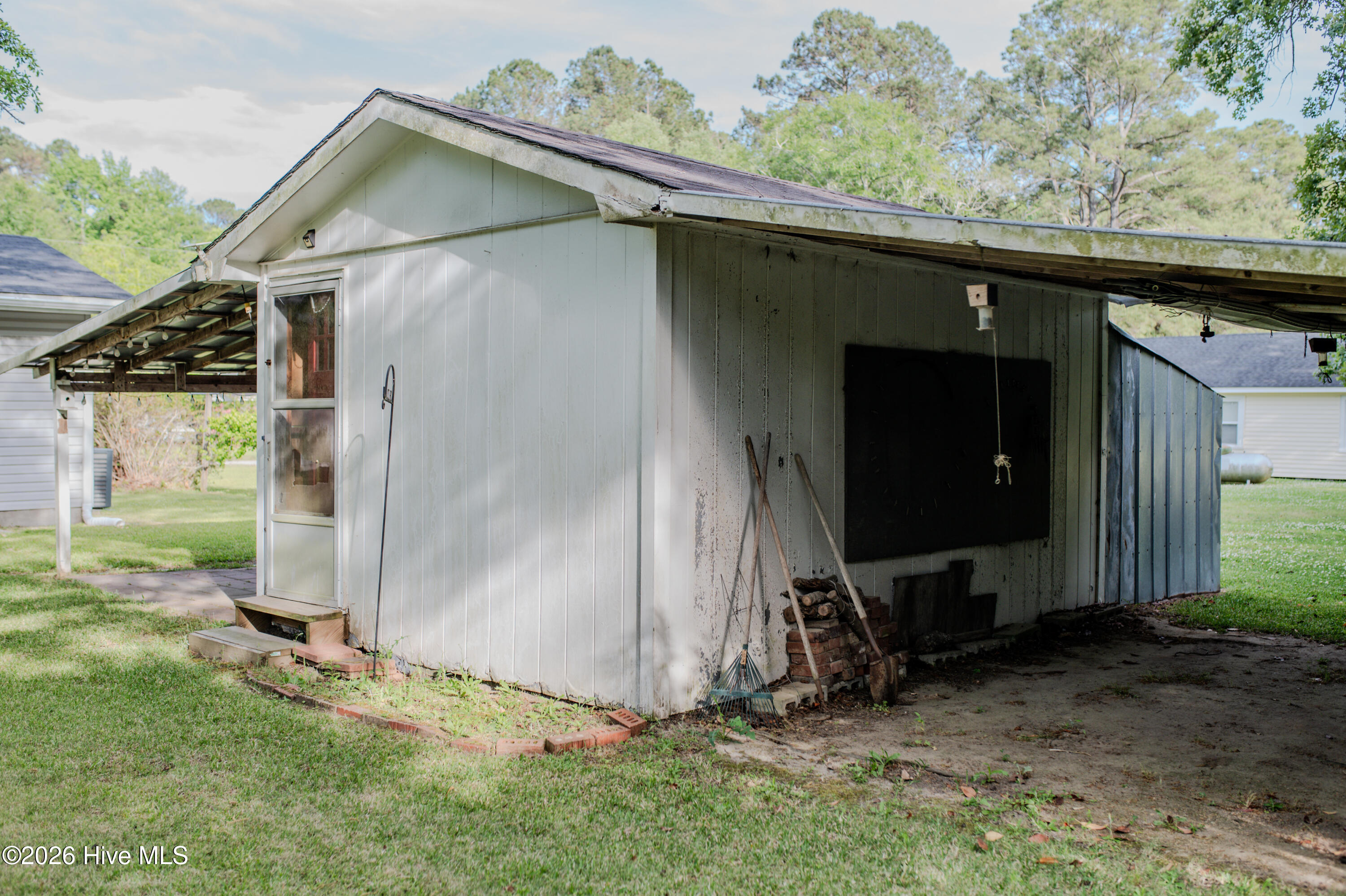 514 Butler Mill Road Bladenboro, NC 28320 - Photo 20 of 27