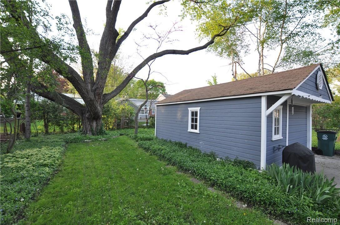 3018 Bamlet Road Royal Oak, MI 48073 - Photo 24 of 30 DSC_7820.JPG