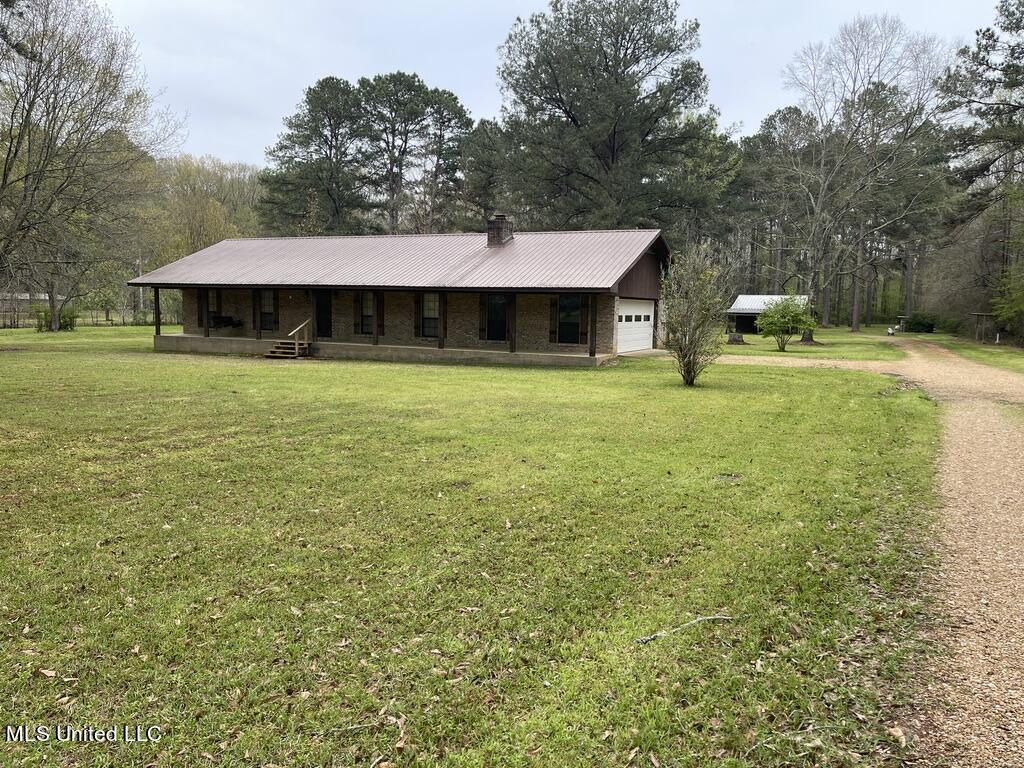 6719 Parsons Road Terry, MS 39170 - Photo 3 of 32 Front Right View