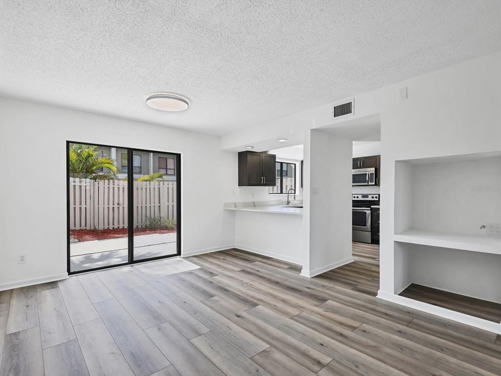 4001 South Beneva Road, Unit 401 Sarasota, FL 34233 - Photo 10 of 33