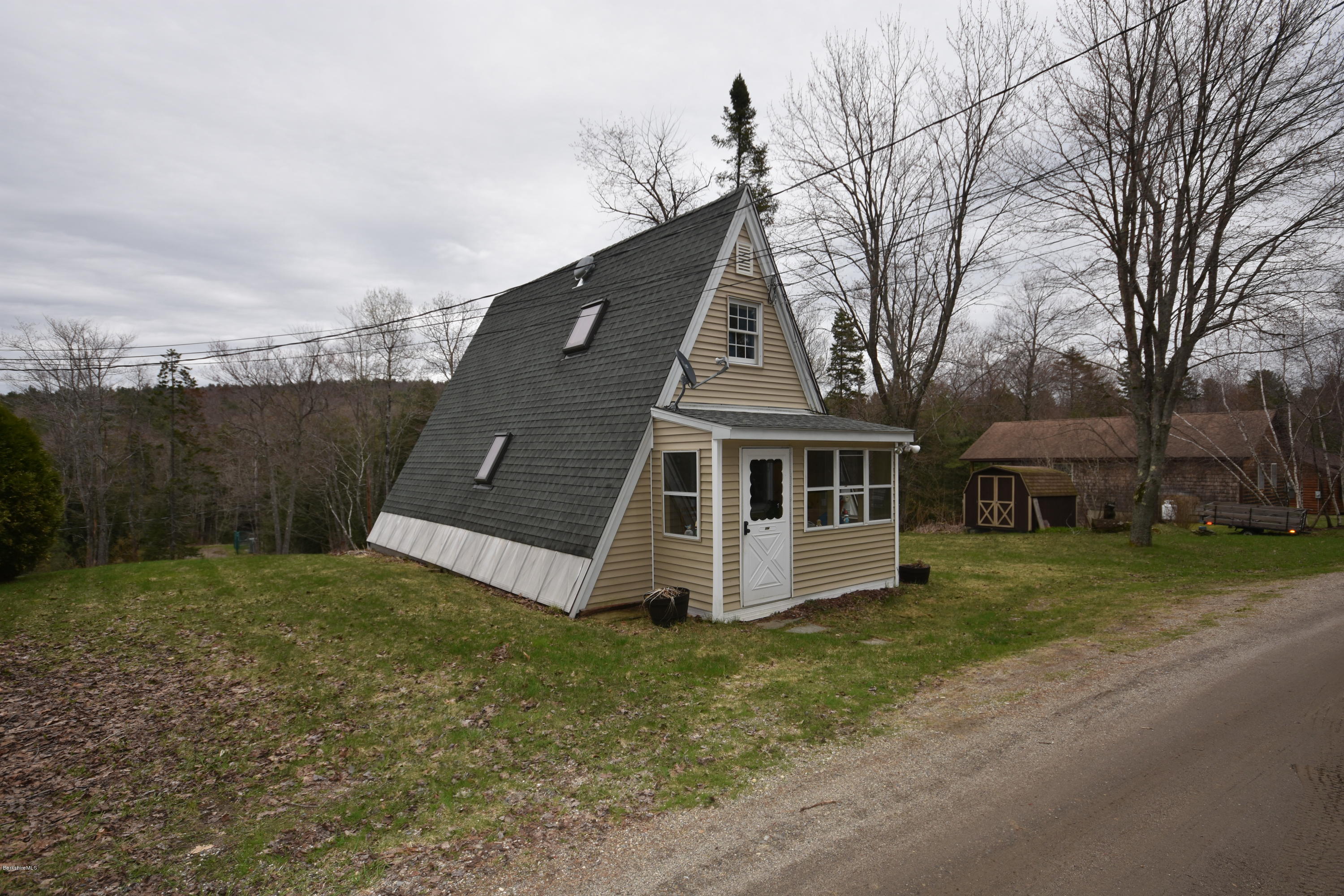 104 Franklin Road Hinsdale, MA 01235 - Photo 3 of 26 Exterior