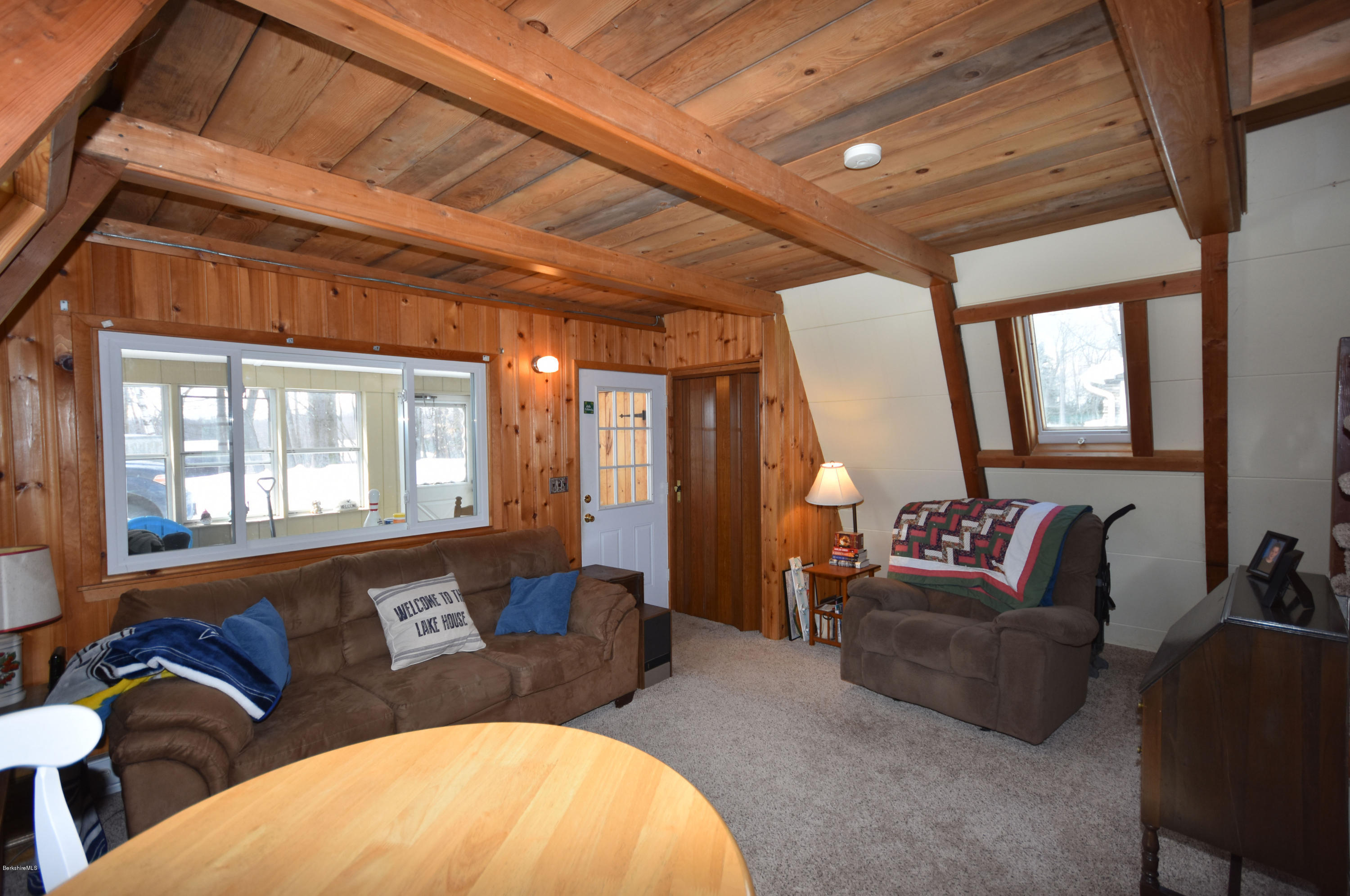 104 Franklin Road Hinsdale, MA 01235 - Photo 7 of 26 Living Room