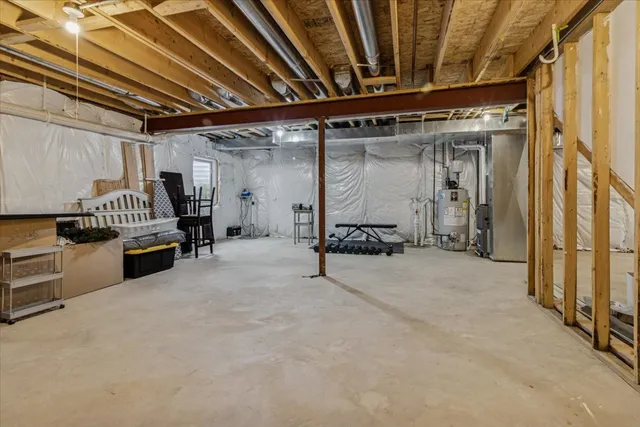 a view of a livingroom with furniture