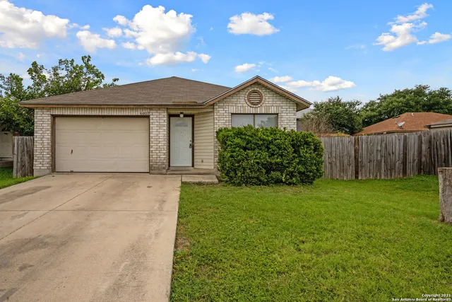 $1,595 | 6802 Canary Meadow Drive, Converse, TX 78109