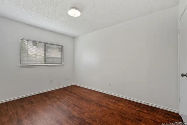 $1,595 | 6802 Canary Meadow Drive, Converse, TX 78109