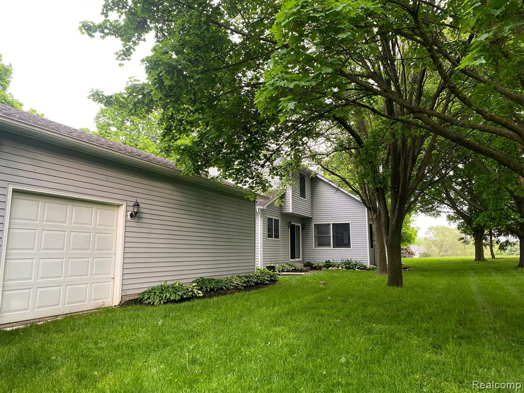 7389 Lobdell Road Linden, MI 48451 - Photo 10 of 45