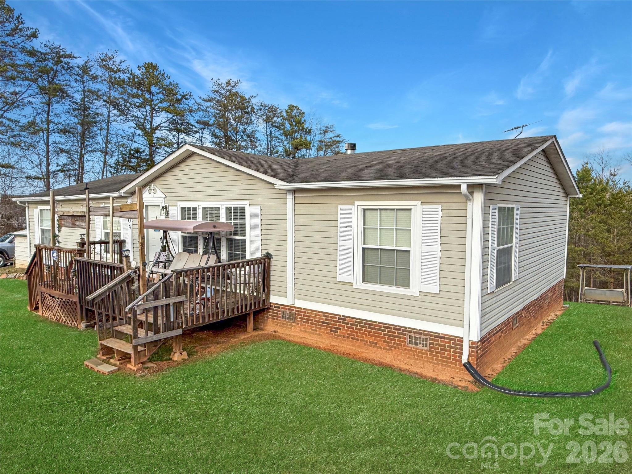 204 Freeman Ridge Trail Pilot Mountain, NC 27041 - Photo 2 of 24