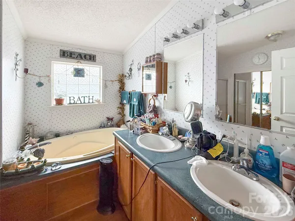 $235,000 | 204 Freeman Ridge Trail, Pilot Mountain, NC 27041