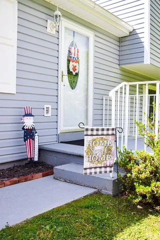 $314,900 | 1769 Izaak Walton Road, Madison Heights, VA 24572