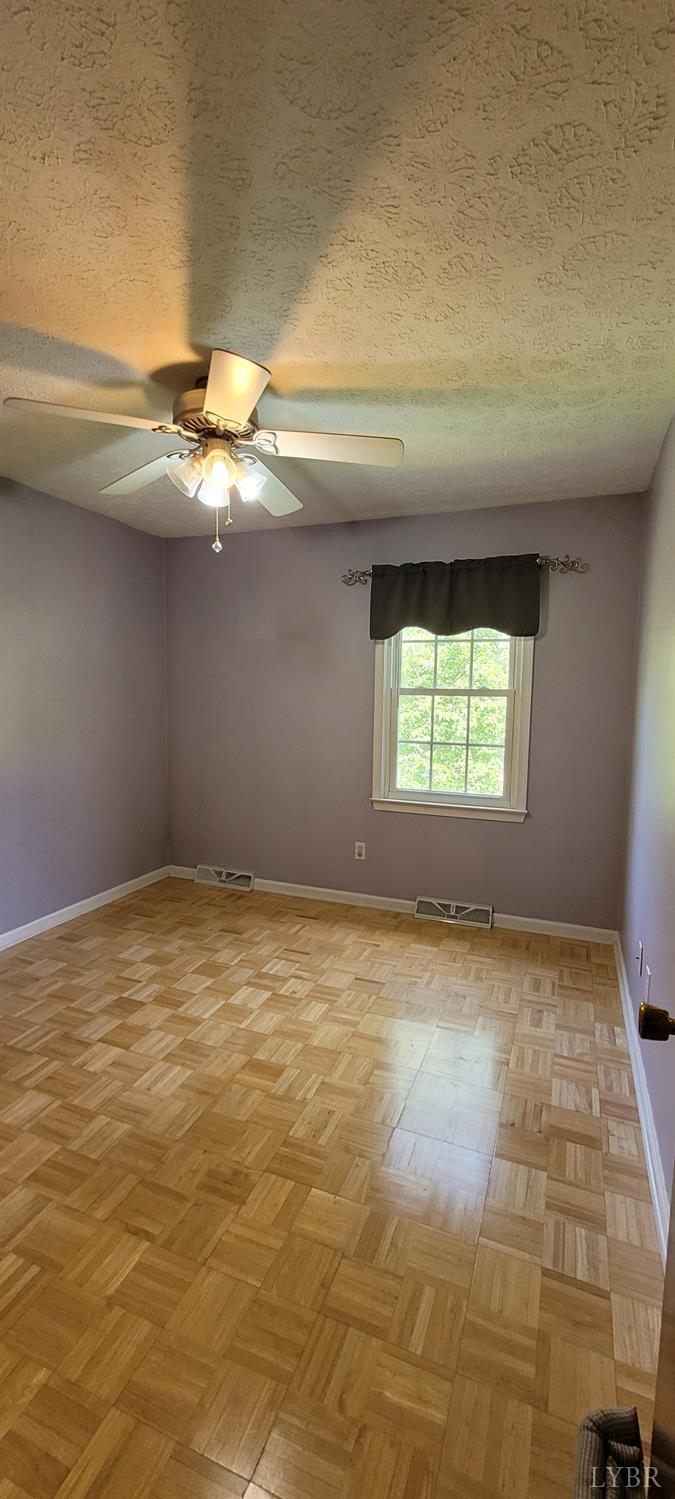 1769 Izaak Walton Road Madison Heights, VA 24572 - Photo 3 of 46