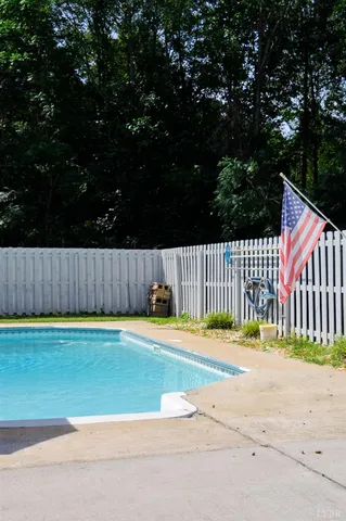 $314,900 | 1769 Izaak Walton Road, Madison Heights, VA 24572