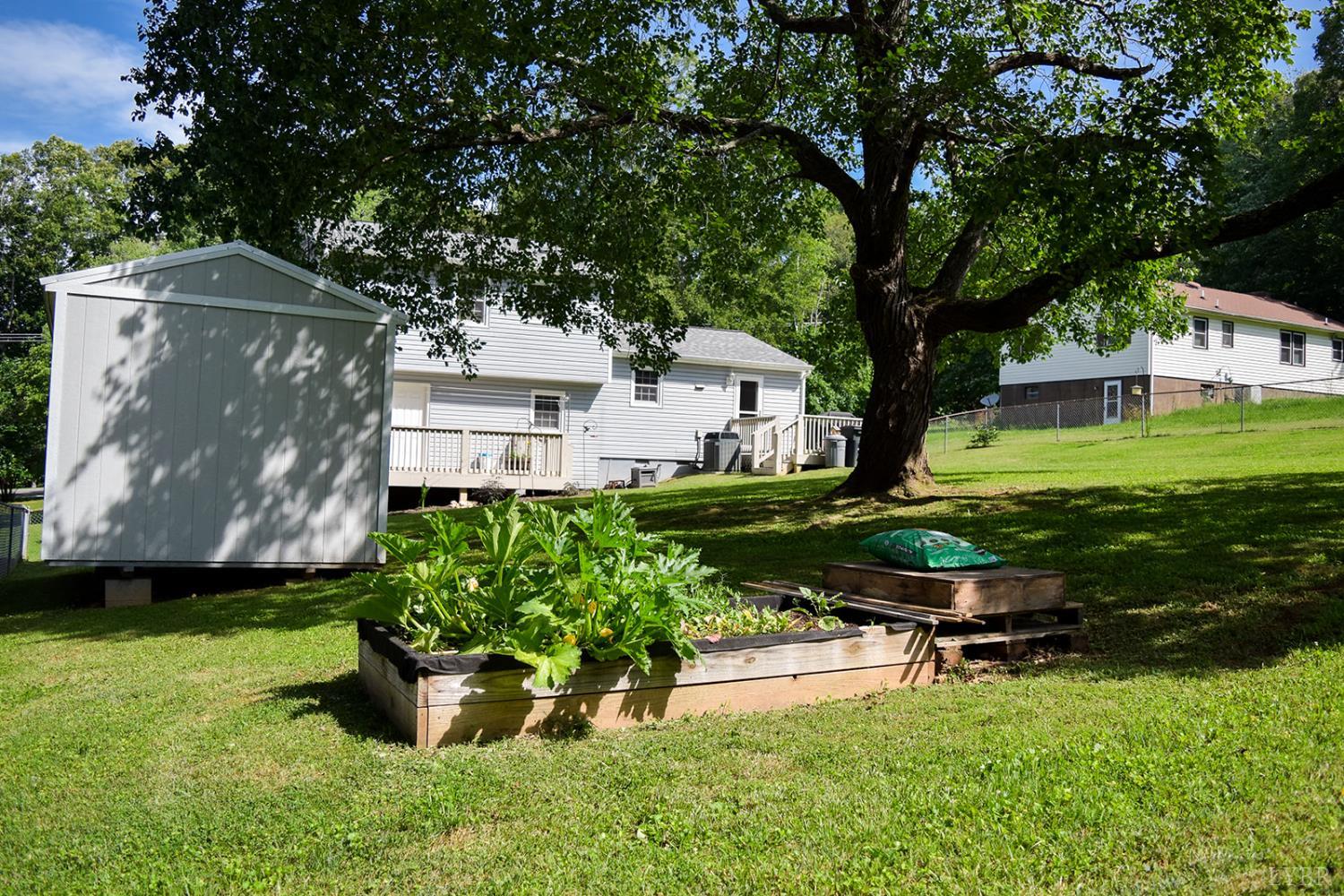 1769 Izaak Walton Road Madison Heights, VA 24572 - Photo 38 of 46