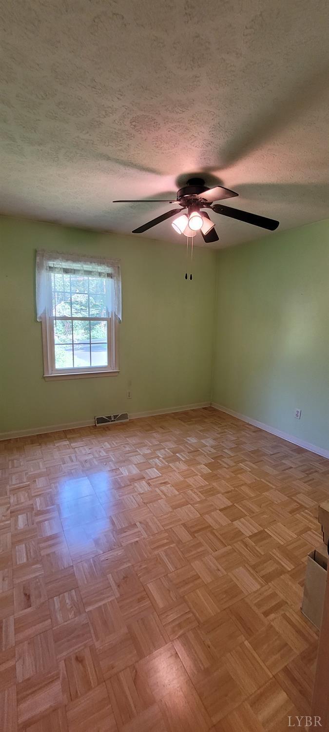 1769 Izaak Walton Road Madison Heights, VA 24572 - Photo 4 of 46