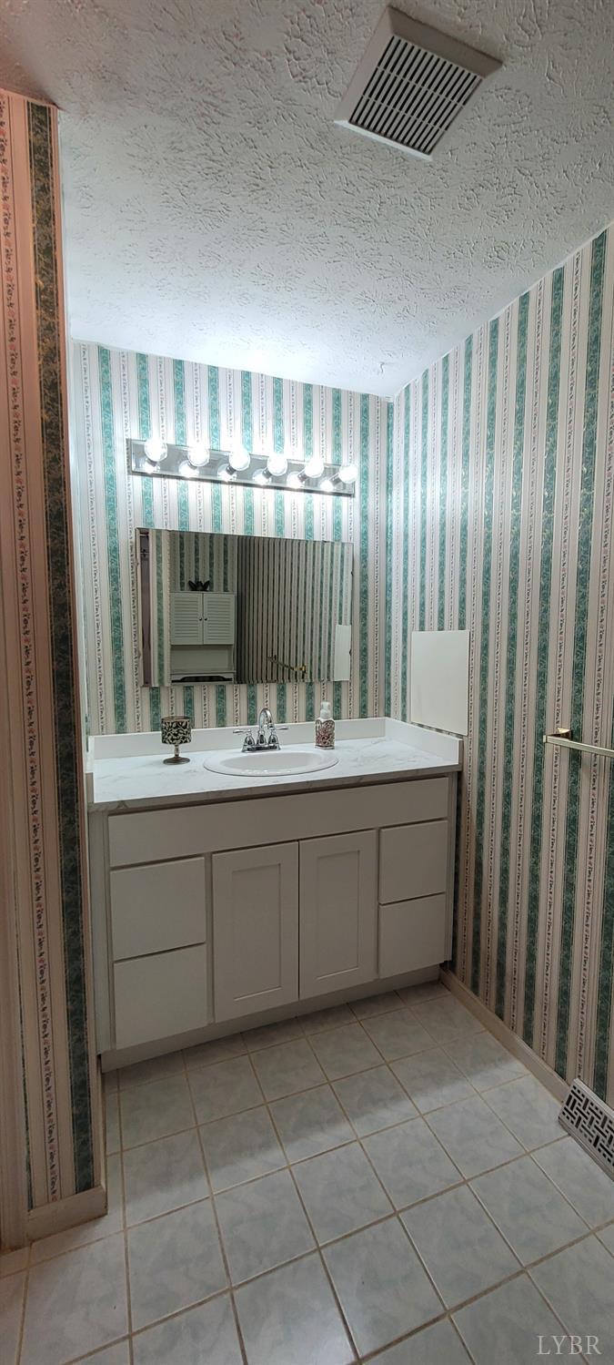 1769 Izaak Walton Road Madison Heights, VA 24572 - Photo 10 of 46