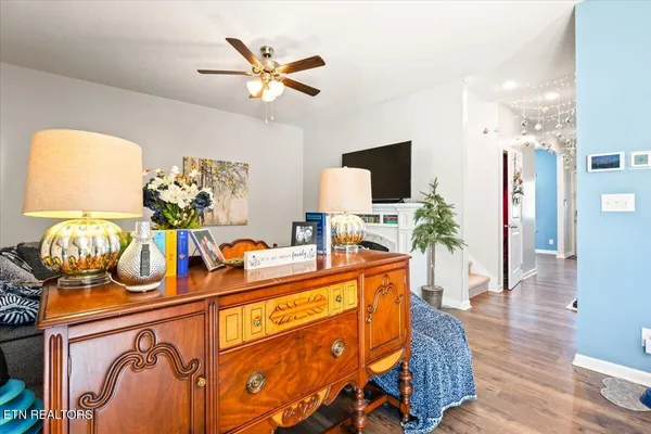 $399,900 | 8036 Dennis Fox Lane, Knoxville, TN 37938