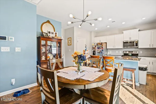 $399,900 | 8036 Dennis Fox Lane, Knoxville, TN 37938